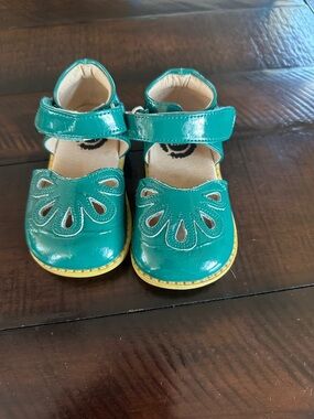 Girls Teal Patent Mary Jane Shoe with Cutout Detail